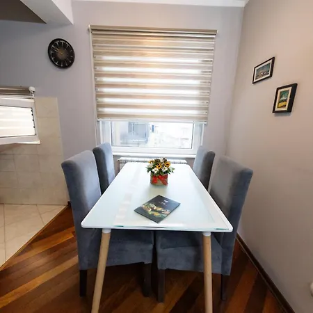 Lux Place Downtown Apartment Kragujevac