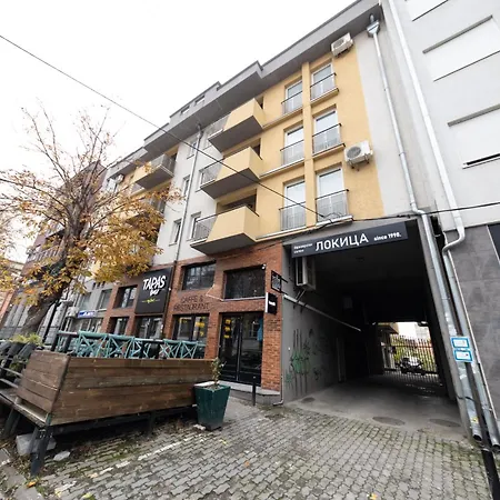 Lux Place Downtown *